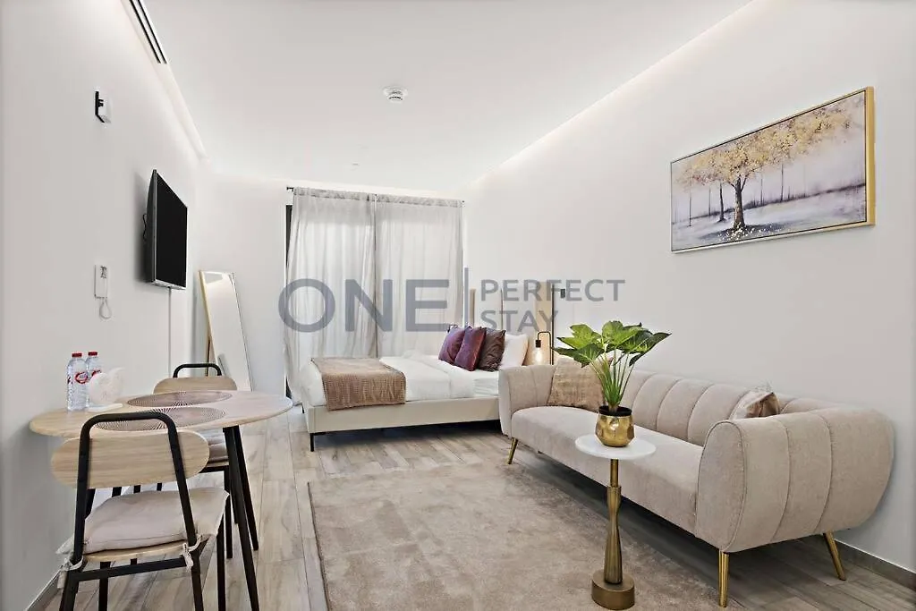 Luxury Studio In Business Bay With Pool And Gym Dubai