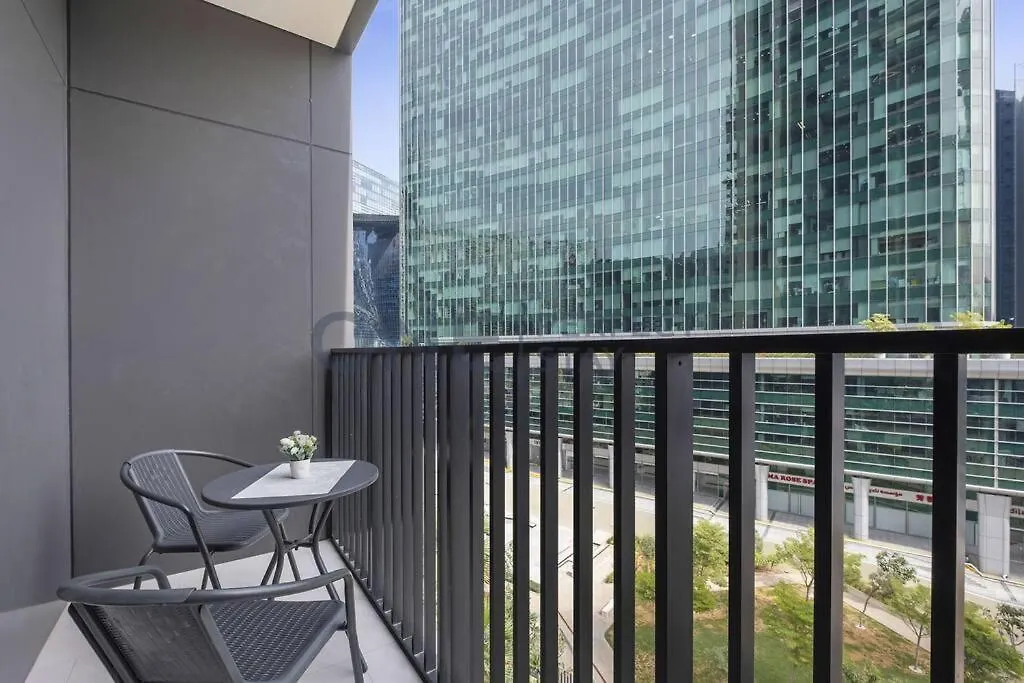 Luxury Studio In Business Bay With Pool And Gym Dubai 0*,  United Arab Emirates